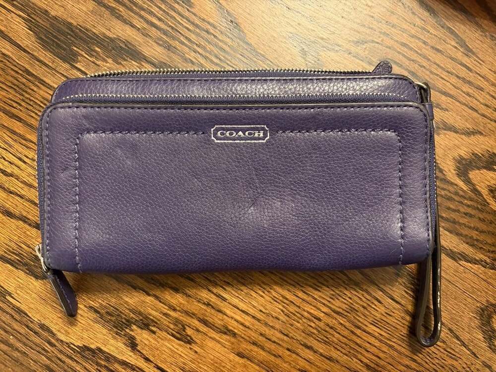 Coach Double Zip Wristlet Wallet Purple Leather **Back zipper is broken**